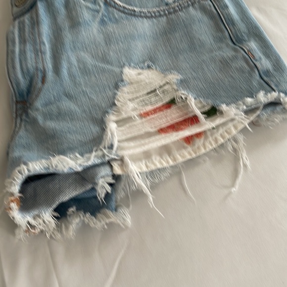 Express Low Rise Shorts - Picture 7 of 8